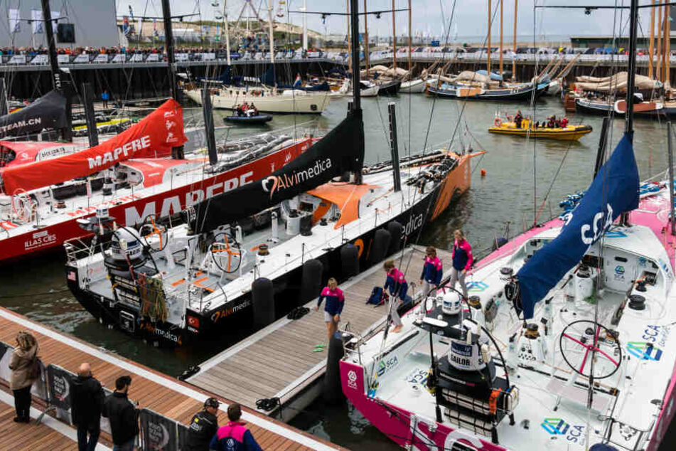 Im Hafen von Scheveningen ist am Rande des Volvo Ocean Race ein Zuschauer bei einem Bootsunfall verstorben. (Symbolbild)