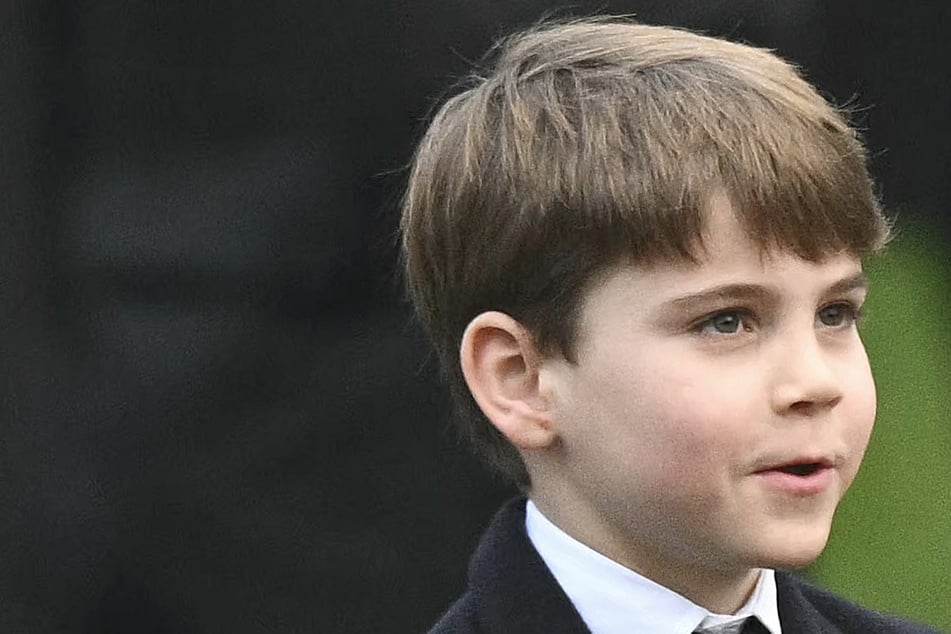 Prinz Louis feiert Geburtstag und begeistert mit niedlicher Zahnlücke