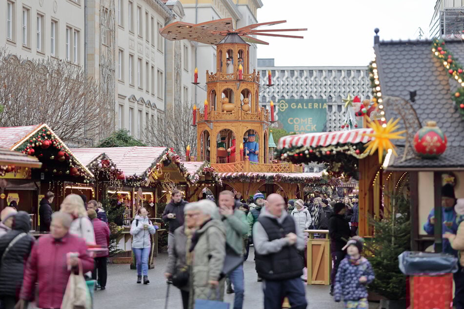 Die Besucherzahlen des Weihnachtsmarktes Magdeburg liegen derzeit noch ein wenig unter den Erwartungen.