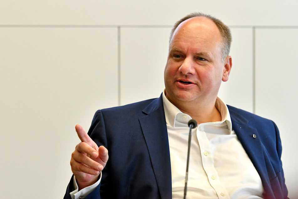 Dresdens Oberbürgermeister Dirk Hilbert (49, FDP).