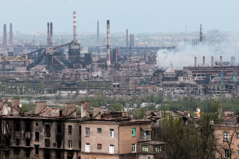 Ukraine-Krieg, Tag 86: Alle Kämpfer in Asow-Stahlwerk haben sich ergeben