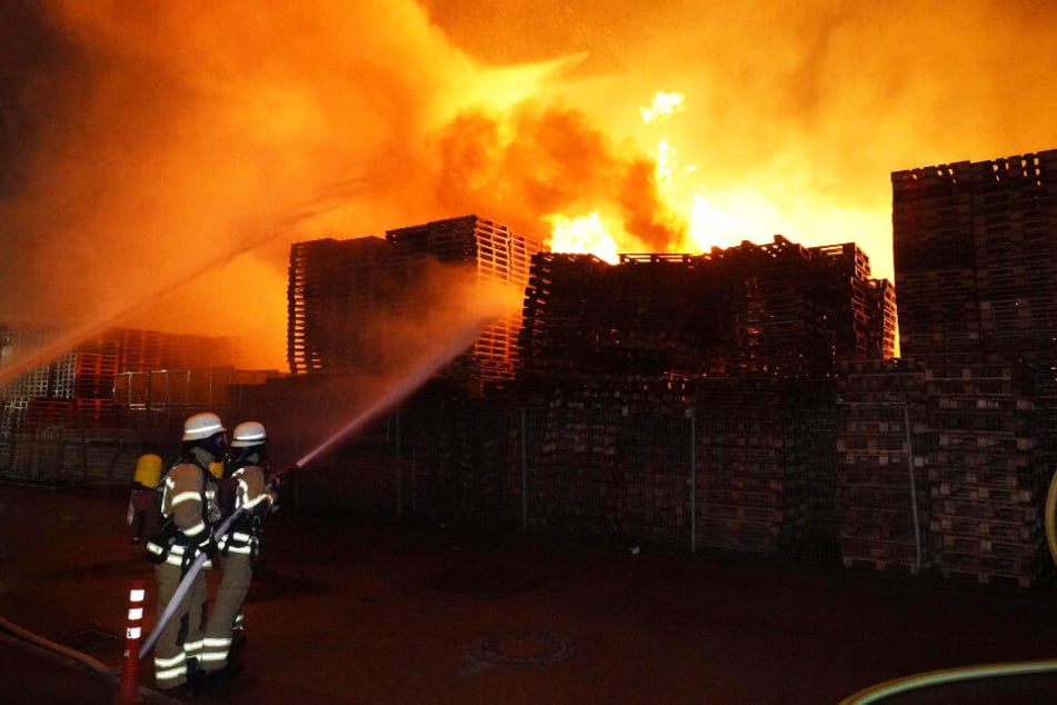 Nach fünf Stunden waren die Flammen gelöscht.