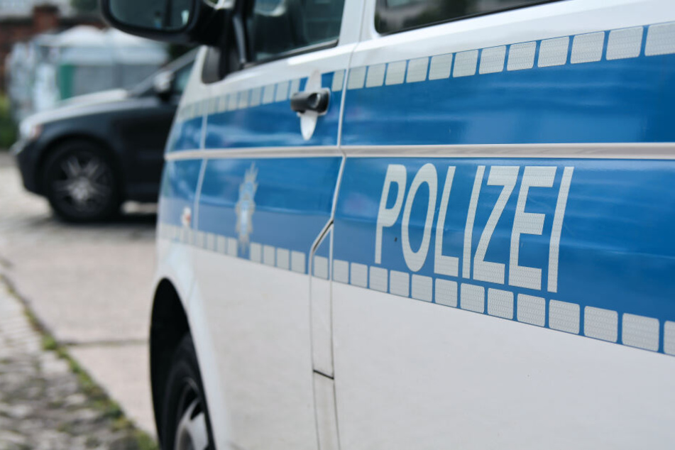 Der Suff-Fahrer hatte seinen rechten Hinterreifen verloren, setzte seine Fahrt auf der Felge aber unbeirrt fort. (Symbolbild)