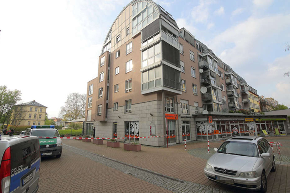 Im ersten Stock dieses Wohnhauses in der Neustadt starb Thu T. (41).