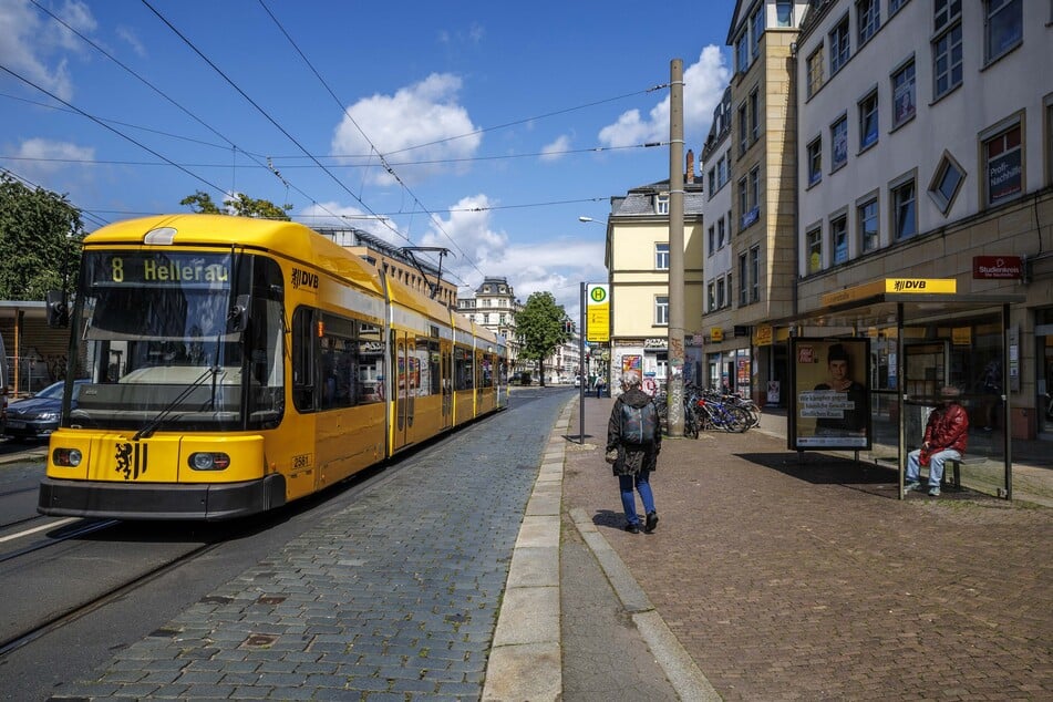 Der Straßenbahnhalt Louisenstraße soll ab 2026 barrierefrei umgestaltet werden.