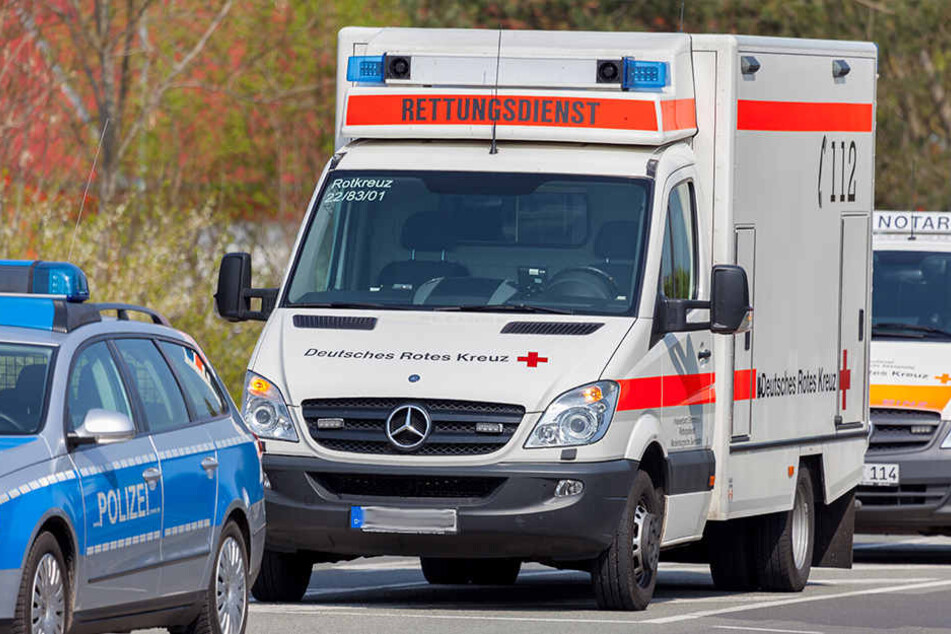 Der Mann verstarb auf dem Weg ins Krankenhaus. (Symbolbild)