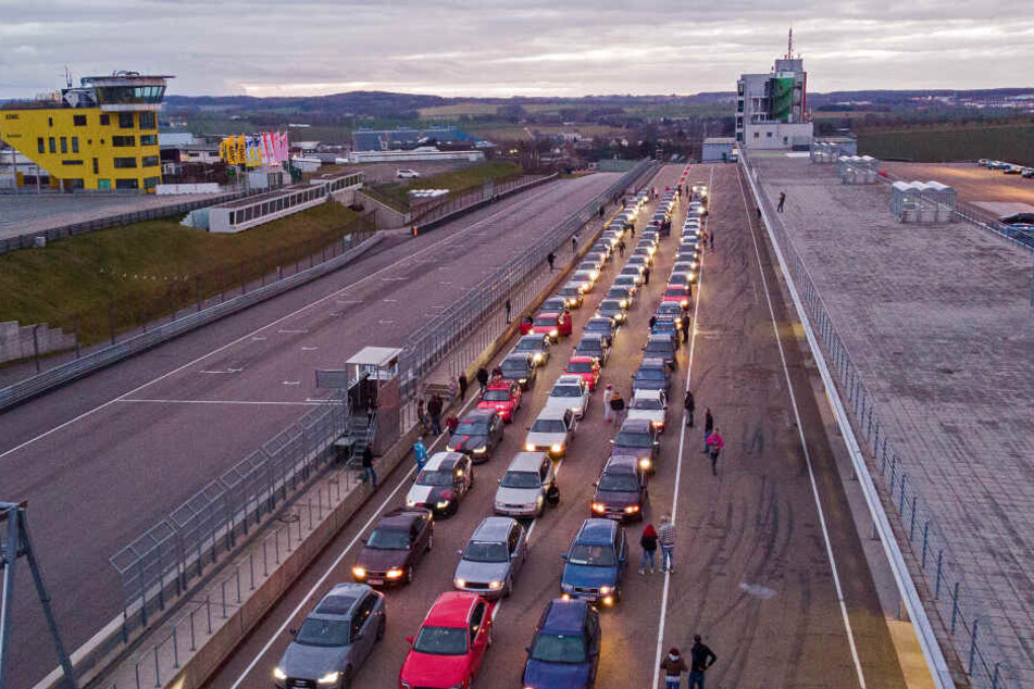 Auf dem Sachsenring ist eine drei Kilometer lange Audi-Parade geplant.