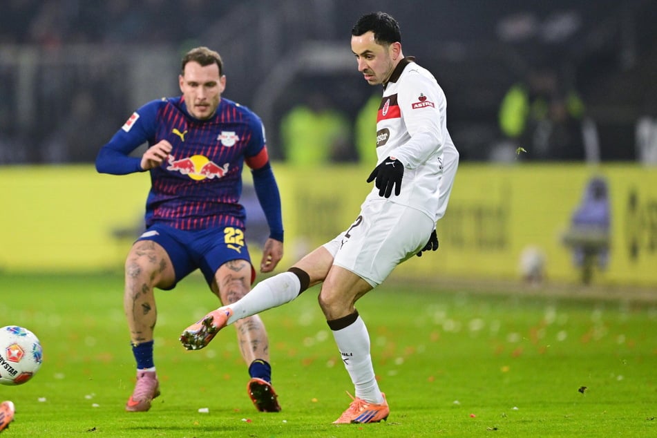 Manolis Saliakas (29, r.) brachte in der Partie gegen RB Leipzig bei seinem ersten Startelf-Einsatz seit Langem ordentlich Dynamik über die rechte Seite.