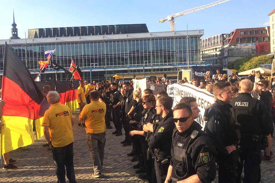 Auch Leipziger stellen sich Rechten bei PEGIDA-Jubiläum in den Weg