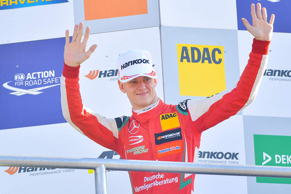 Mick Schumacher (19) klettert die Karriereleiter weiter nach oben.