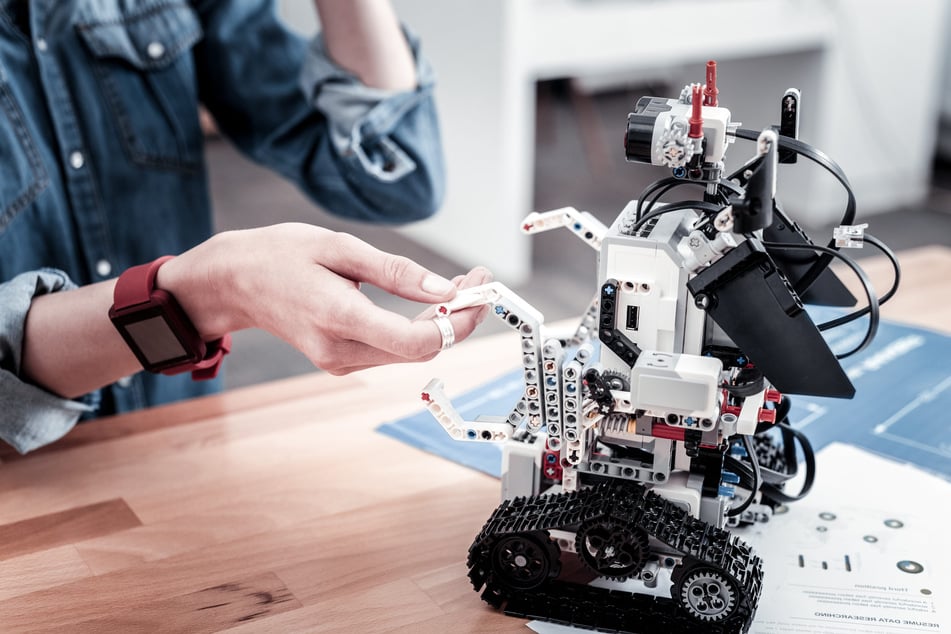 Seid am Samstag bei der Roboter-Olympiade in der Uni-Bib dabei! (Symbolbild)