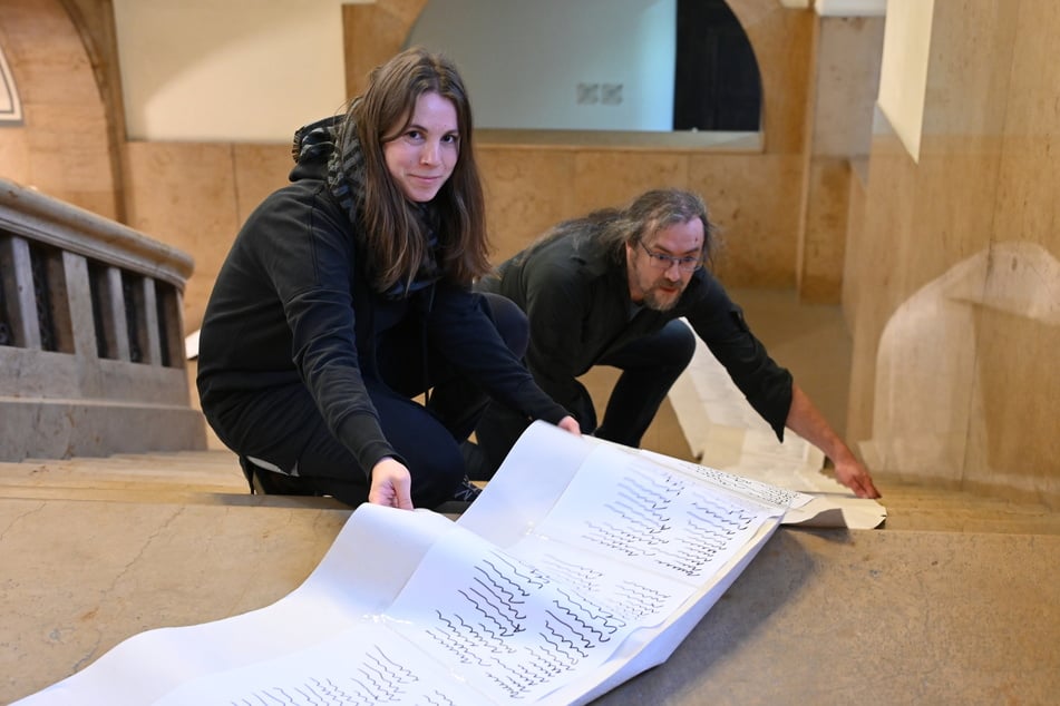 Schon im Januar hatte Tina Kreller (36, l.) vom Stadtjugendring eine Unterschriftensammlung an den Stadtrat übergeben.