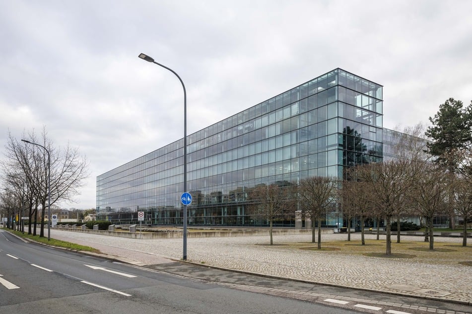 Die Gläserne Manufaktur ist das kleinste VW-Werk in Sachsen.