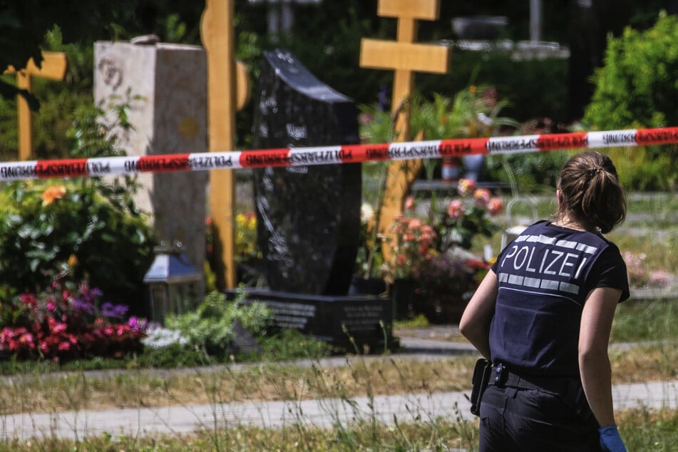 Im vergangenen Jahr kam es auf einem Friedhof in Altbach zu einem Anschlag.