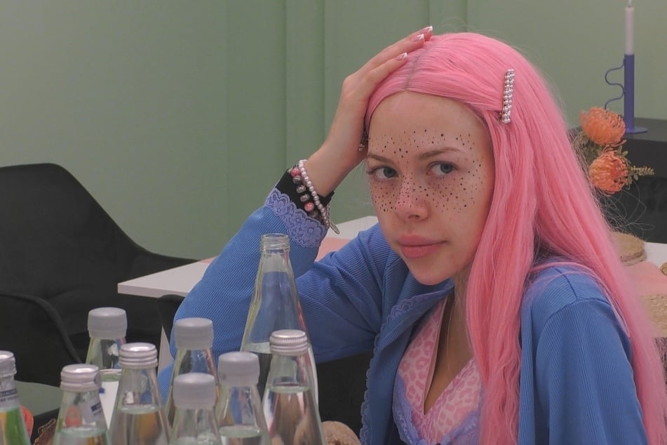 Nina Bridney (23) muss zwei Tage vor dem Finale gehen.