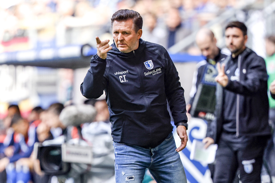 Christian Titz (51), Trainer des 1. FC Magdeburg, glaubt an den Klassenerhalt seines Teams, wenn die Chancen endlich einmal konsequent genutzt werden.