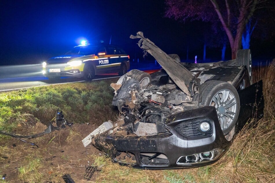 In Wermsdorf kam es am Montagabend zu einem Autounfall.