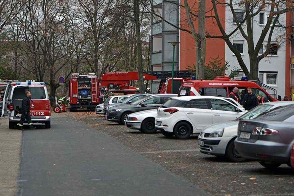 Die Feuerwehr war mit einem Großaufgebot vor Ort und bekam die Flammen schnell unter Kontrolle.