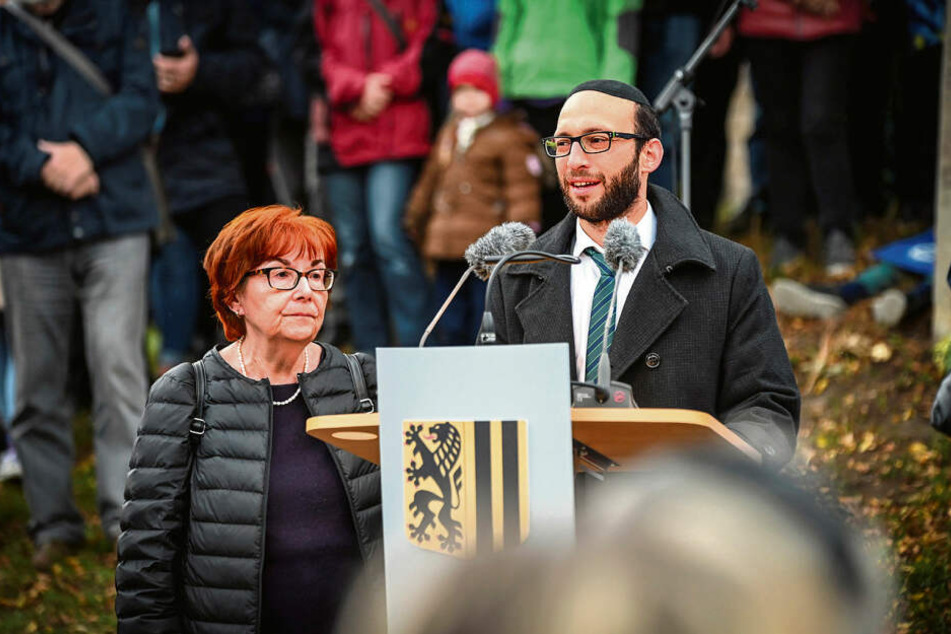 Nora Goldenbogen (70) und der Rabbiner Akiva Weingarten (34) dankten den Dresdnern für ihre Unterstützung.