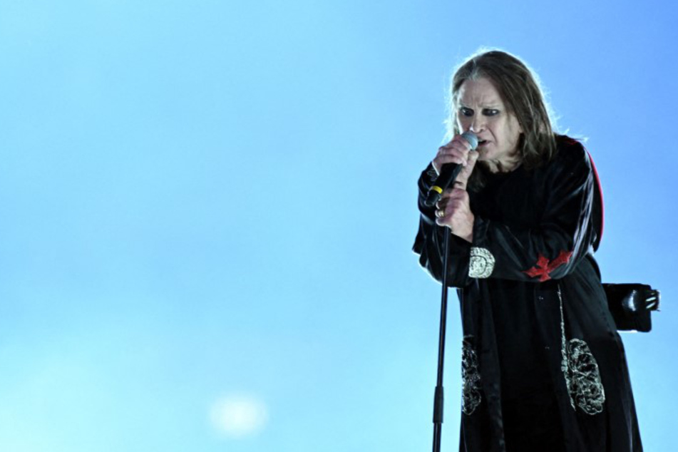 Ozzy Osbourne says he is returning to England from Los Angeles