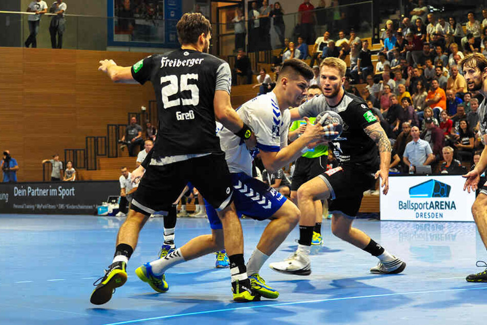 Kreisspieler Philip Jungemann (M.) wird den HC Elbflorenz im Sommer verstärken.