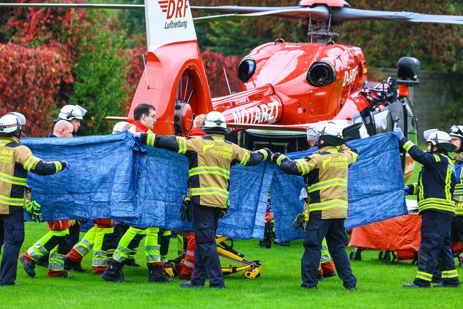 Die Bürgermeisterin wurde nach der Tat mit lebensgefährlichen Verletzungen in ein Krankenhaus gebracht. Mittlerweile befindet sie sich auf dem Weg der Besserung.