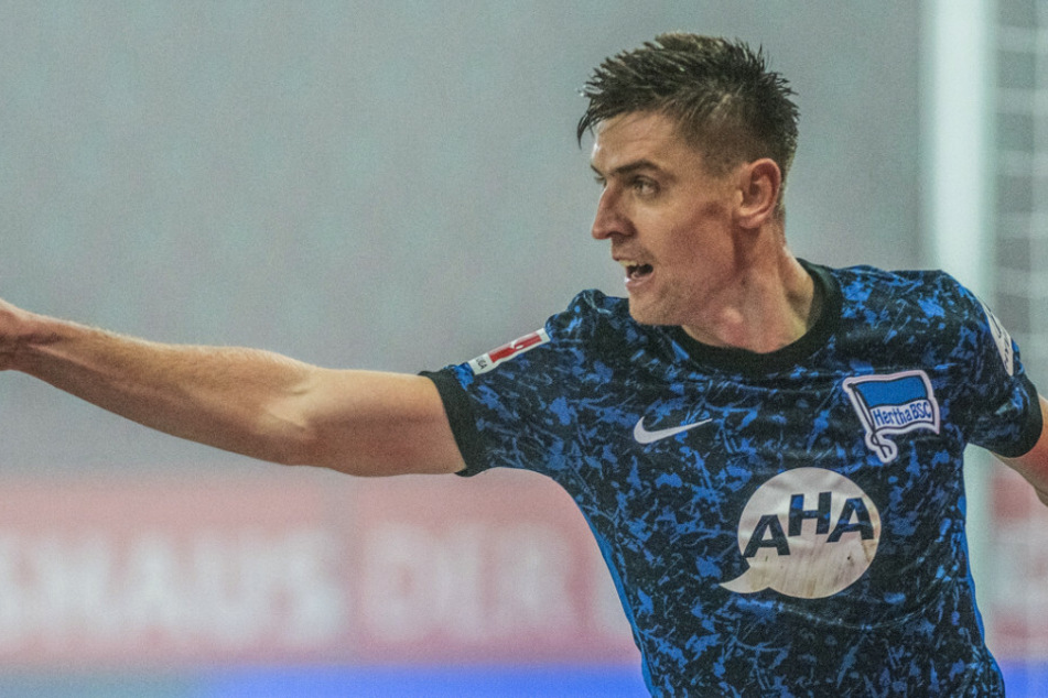 Herthas Krzysztof Piatek jubelt nach seinem Treffer zum 3:0 gegen den FC Augsburg.