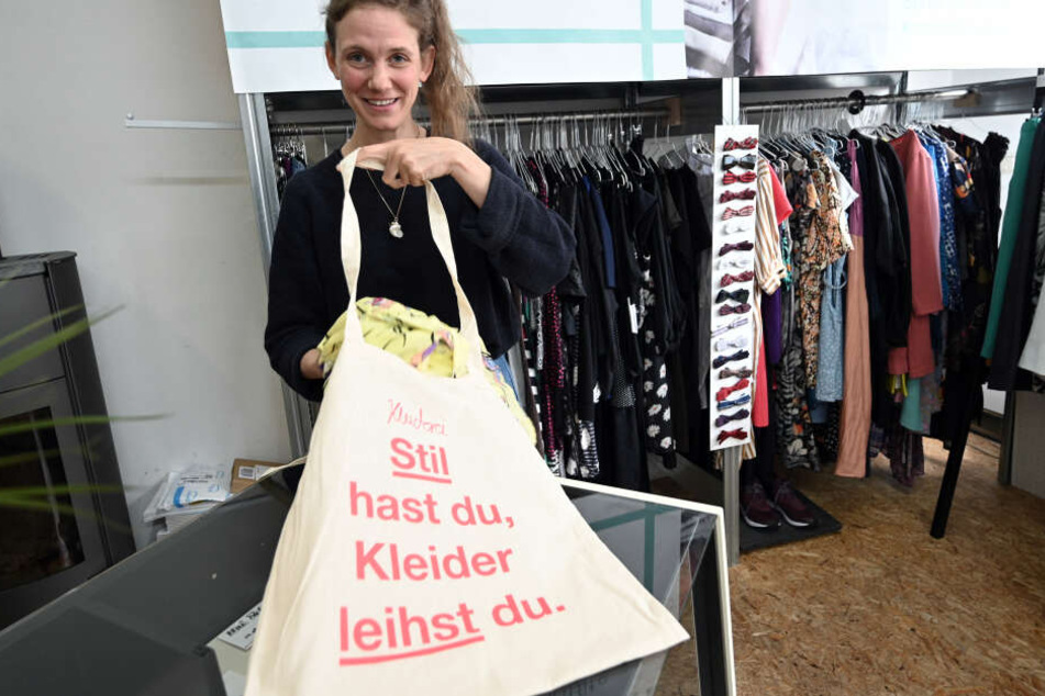 Die Kleiderei von Lena Schröder bietet eine Flatrate für das Ausleihen von Kleidung.