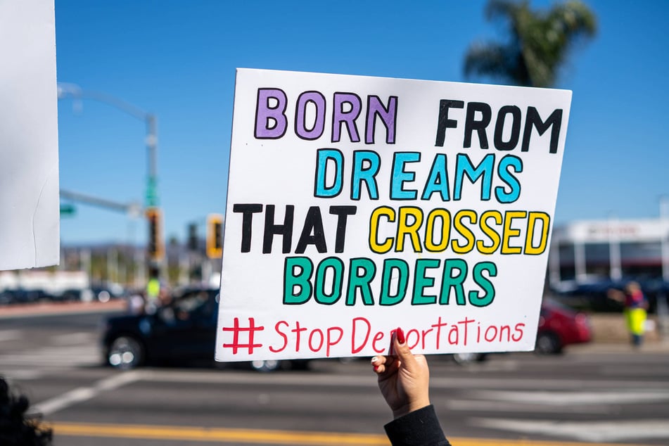 Deported DACA recipient Jose Contreras Diaz finally freed in South Texas
