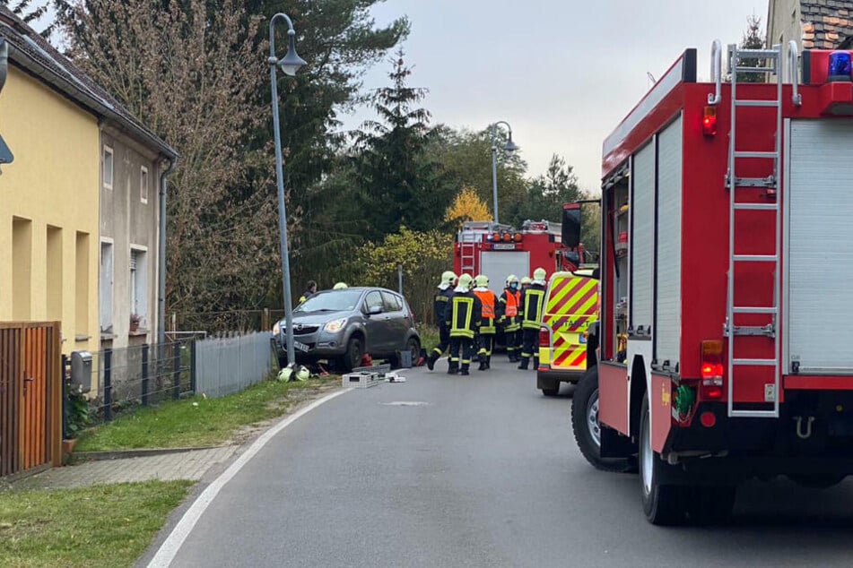 Im brandenburgischen Brieskow-Finkenheerd wurde am Freitagvormittag eine 64-jährige Radfahrerin von einem Opel erfasst und verstarb noch am Unfallort.