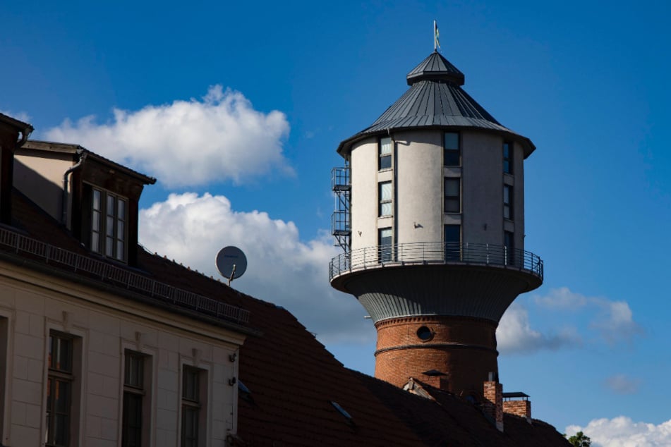 Berlin: Berliner Winter-Auktion: Vom Wasserturm bis zum Wattenmeer-Grundstück