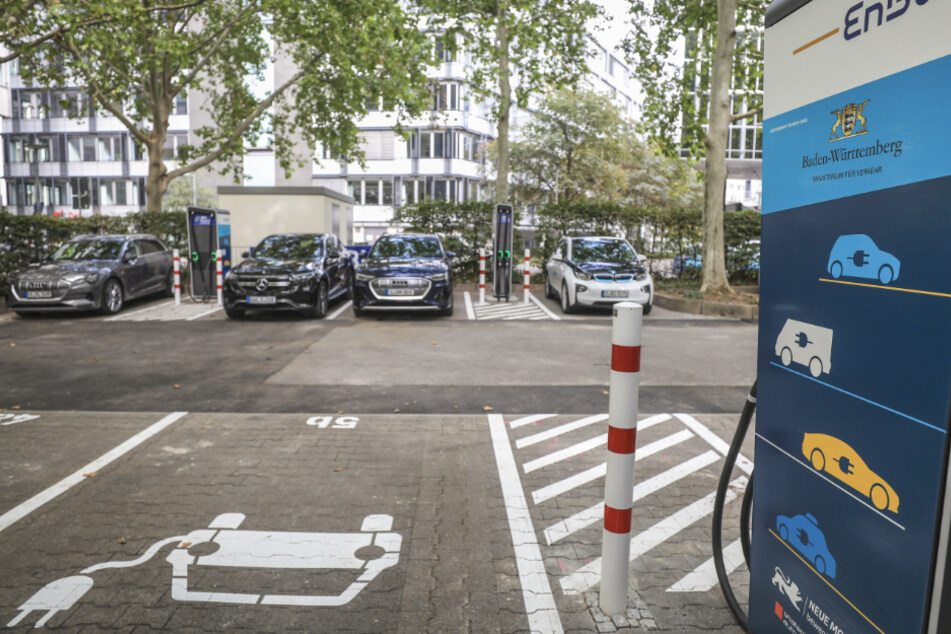 Strom tanken beim Shoppen: EnBW baut Schnellladeparks für E-Autos aus