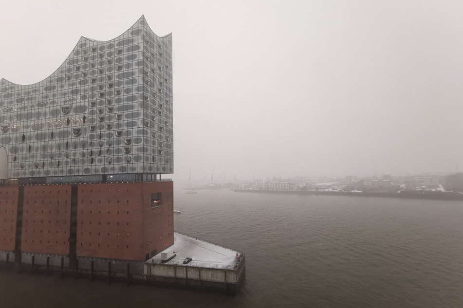 Bereits am Montag gab es Schneegestöber in Hamburg.