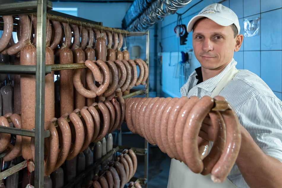 Bei einem Fleischer-Wettbewerb in Frankreich wurde der Betrieb von Benny Gränitz (41) mit der Silbermedaille ausgezeichnet.