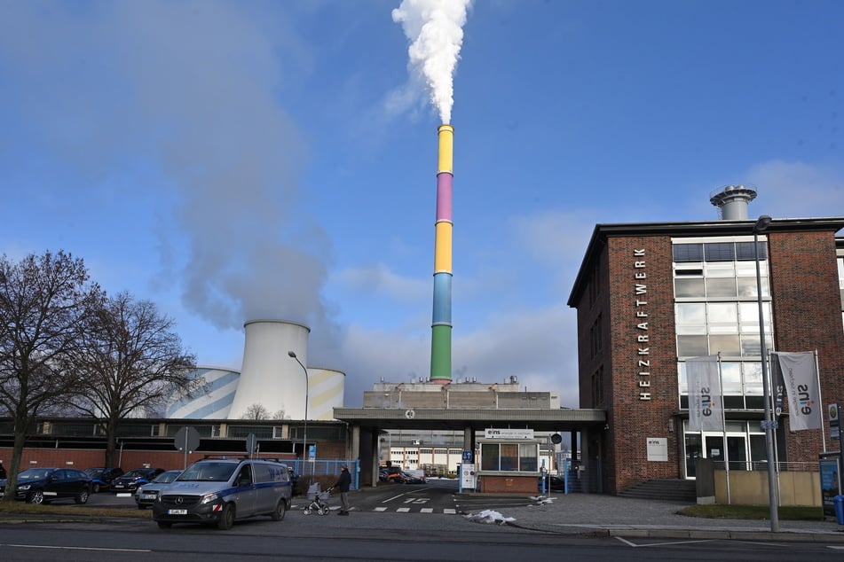 Die Bunte Esse ("Lulatsch") ist das höchste Bauwerk Sachsens.