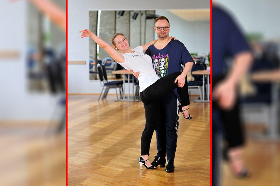 Theresa Temler (23) und Marcel Bauer (41) trainieren in der Tanzschule Köhler-Schimmel für "Star Dance".