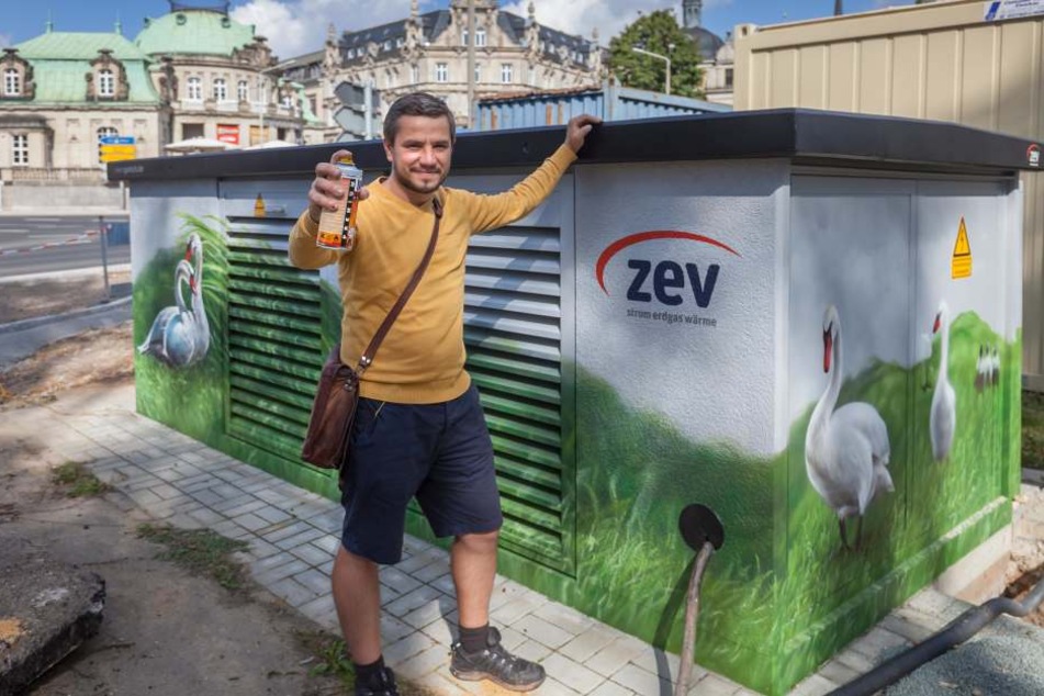 Graffiti-Künstler Sven Gerisch sprühte im Auftrag der ZEV bunte Motive für Zwickau.