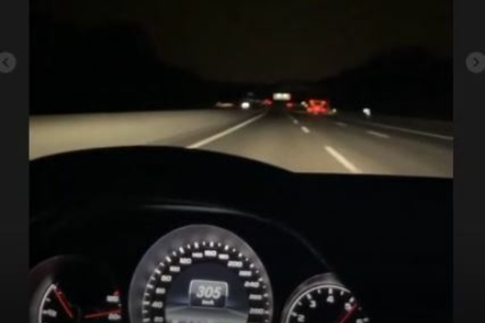 Der Tacho hatte in dem Selfie-Video des Fahrers mehr als 300 km/h angezeigt.