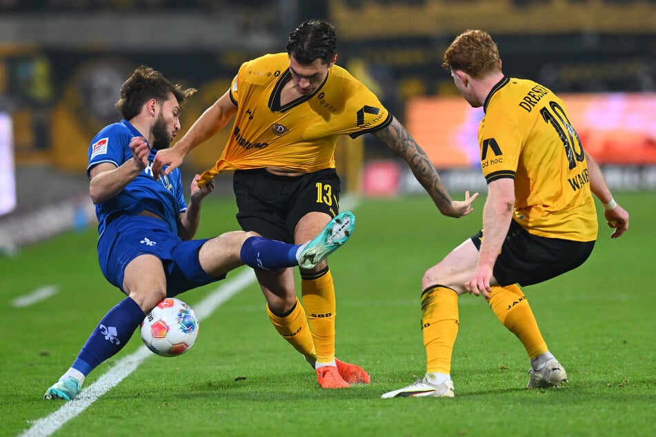Hier gab Robert Wagner (r.) den Bodyguard für Julian Pauli (20, M.) im Duell gegen Killian Corredor (25).