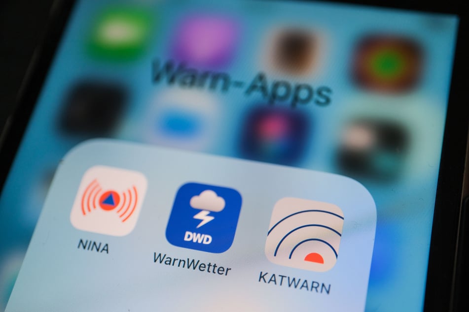 Die Warn-Apps Nina und Katwarn schlugen am Montag im Kreis München Alarm. (Symbolbild)
