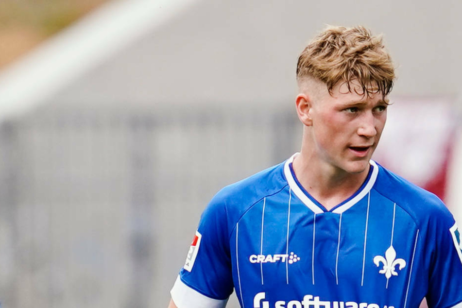Bei den durch Verletzungen und Corona-Fälle stark geschwächten Darmstädtern hat Clemens Riedel (18) in dieser Saison bereits fünf von sechs Pflichtspielen absolviert.