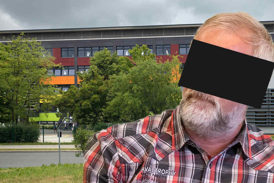 Literatur-Lehrer Verführt Eine Seiner Schülerinnen Literatur-Lehrer Verführt Eine Seiner Schülerinnen