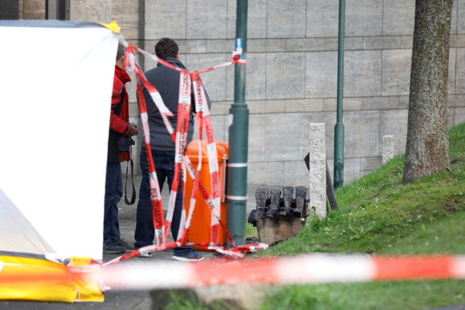 Die Leiche war nach dem Brand einer Parkbank in Remscheid gefunden worden.