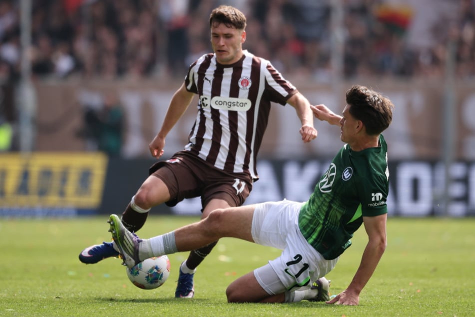 Das Absteigerduell zwischen dem FC St. Pauli und dem VfL Wolfsburg wurde von der DFL als Topspiel ausgewählt.