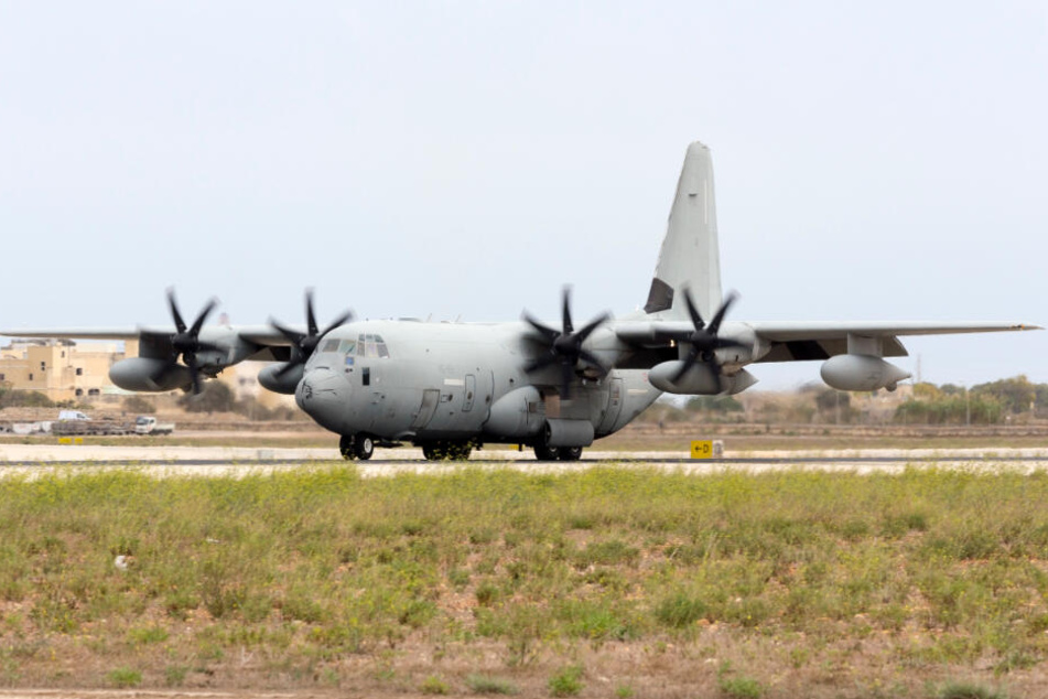 Eine chilenische Militärmaschine des Typs C-130 Hercules ist auf dem Flug in die Antarktis verschollen.