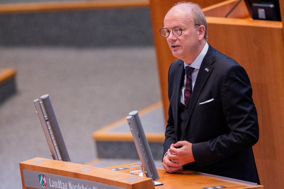 Landtagspräsident André Kuper (63, CDU) will die Sicherheit im Landtag von NRW weiter stärken.