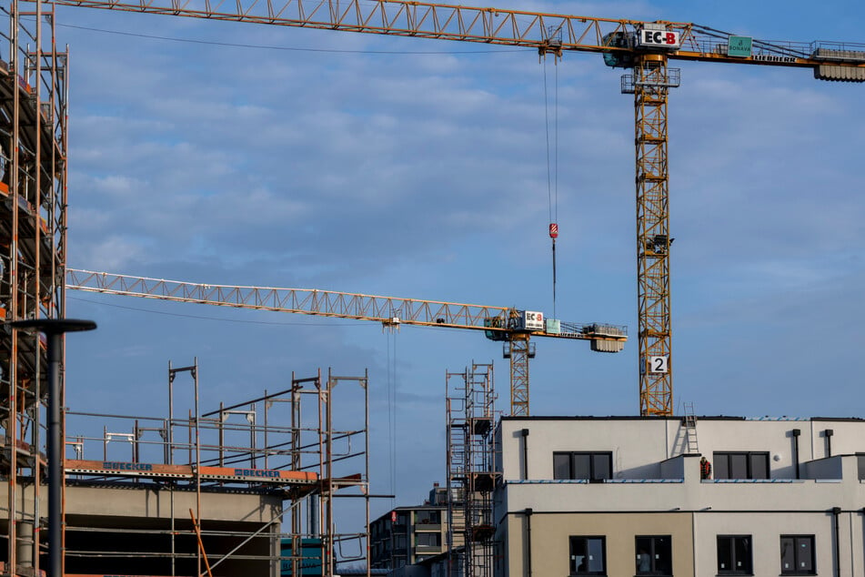 Fehlende Genehmigungen: Wohnungsbau in NRW 2023 massiv zurückgegangen - trotz großer Not