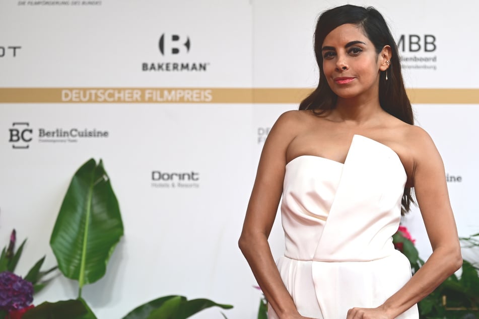 Collien Fernandes: Collien Fernandes nach Ehe-Aus: "Das Alleinsein fällt mir total schwer"