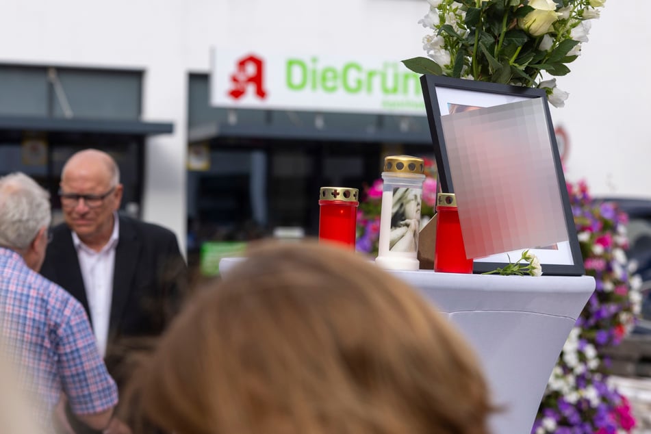 Mit einem Bild wurde an das Opfer erinnert.