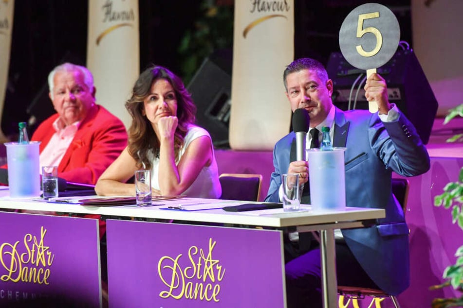 In der Star Dance Jury sitzen neben Joachim Llambi (55) auch Kartin Huß (50) und Jürgen Schimmel (78).